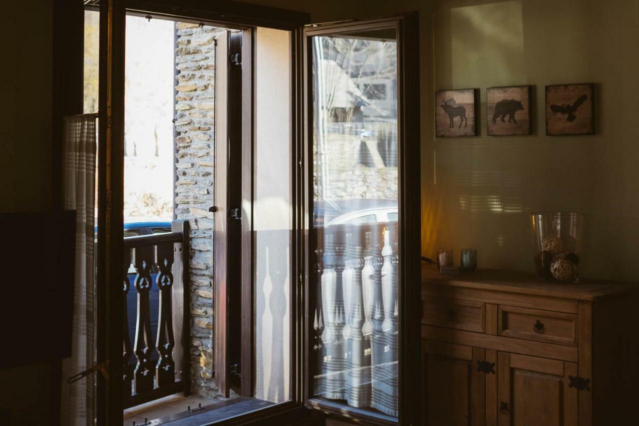 Apartamento Garona Лес Екстериор снимка